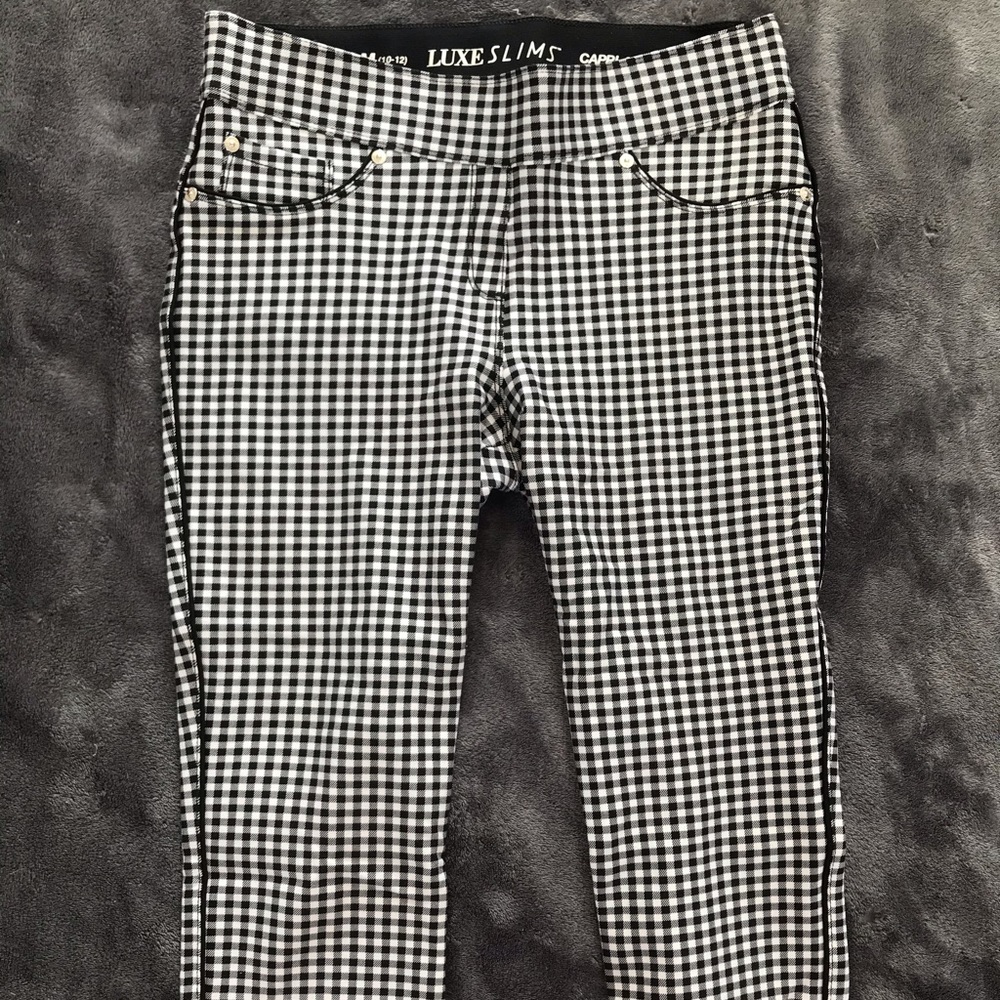 Checkered Pants - Picture 5 of 9